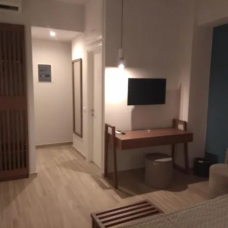 Ariadni & Guest house