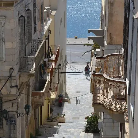 Ariadni & Guest house